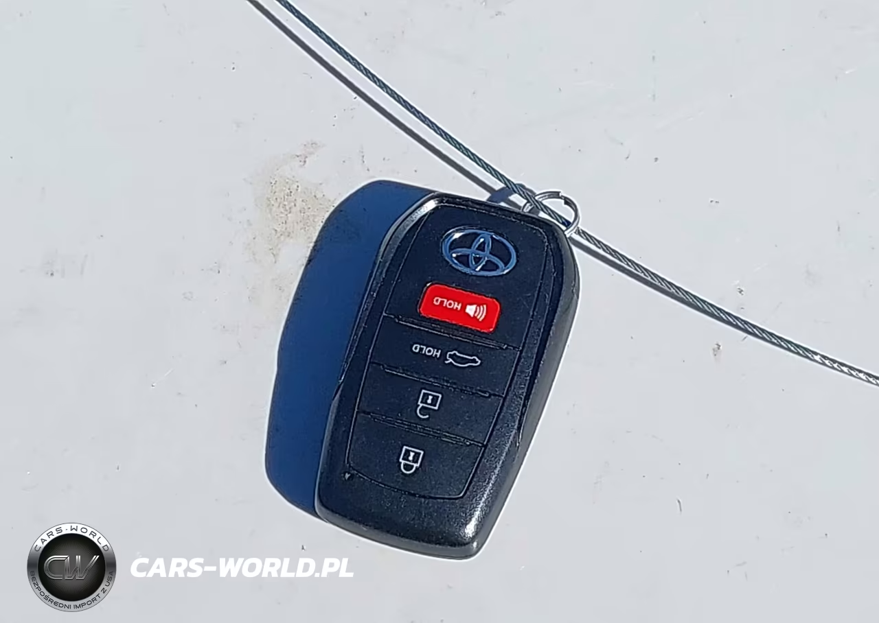 2026 Toyota Camry Le VIN:4T1DAACK6TU753932 - 11