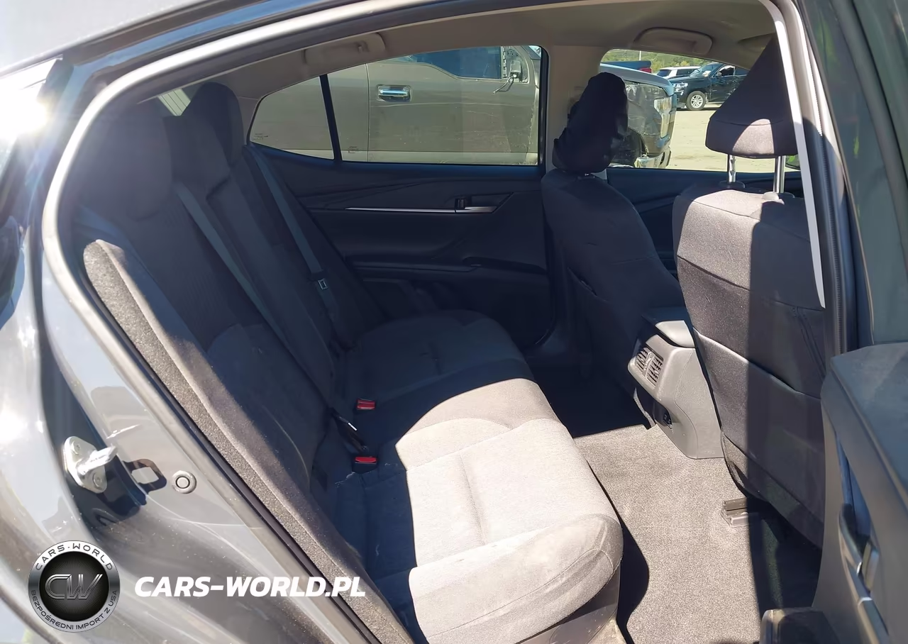 2026 Toyota Camry Le VIN:4T1DAACK6TU753932 - 8