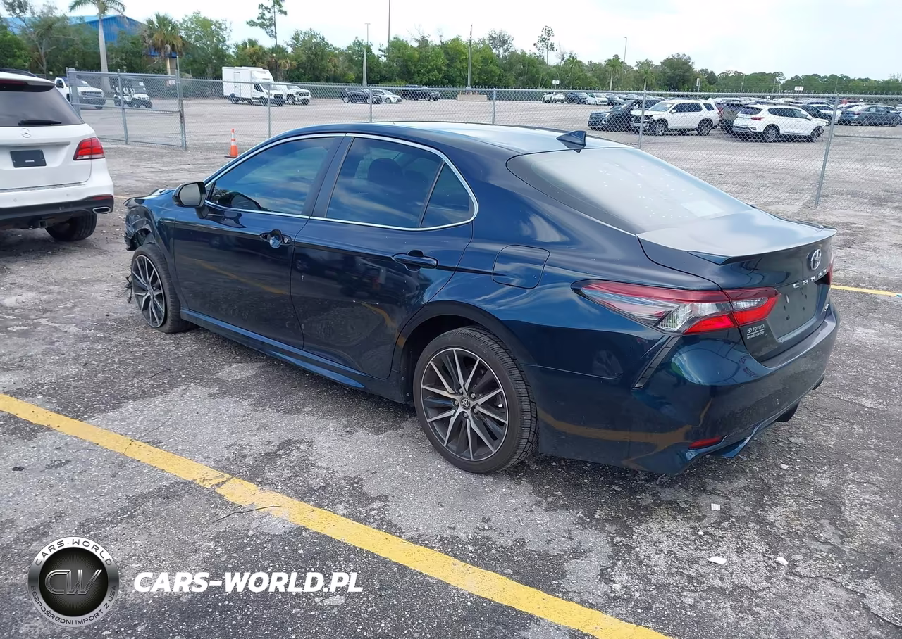 2021 Toyota Camry Se VIN:4T1G11AK4MU430545 - 3