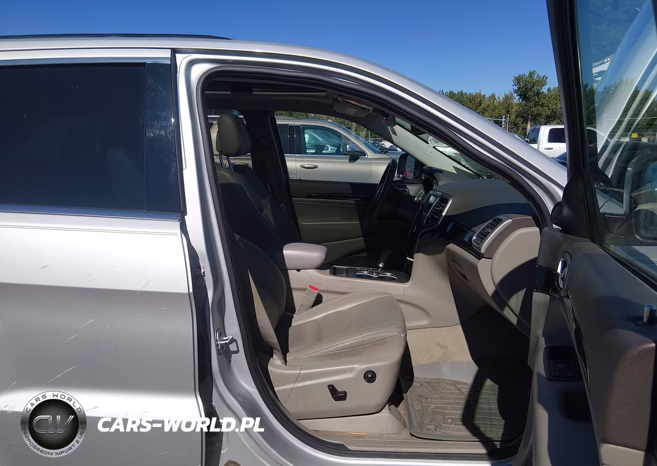 2013 Jeep Grand Cherokee Laredo Altitude VIN:1C4RJFAG1DC572802 - 5