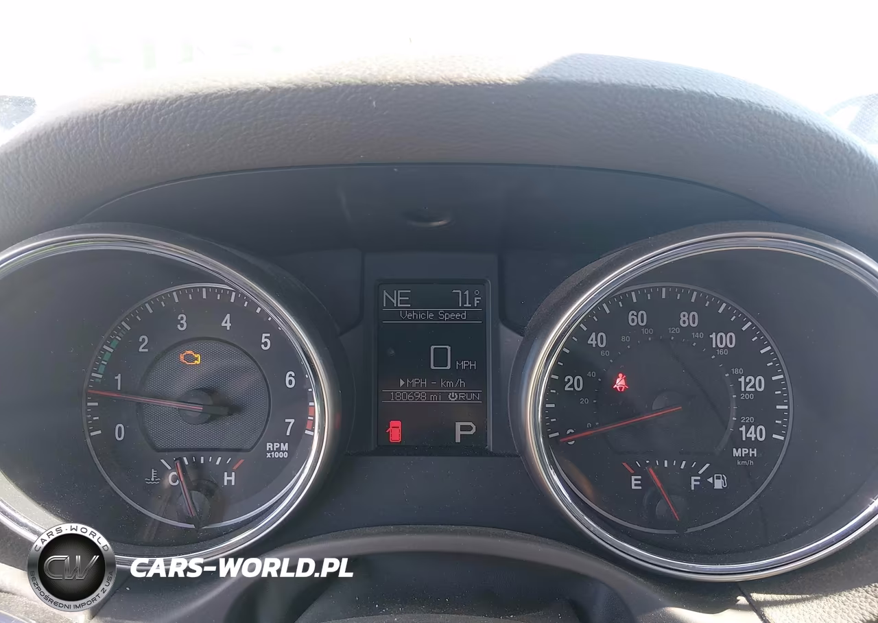 2013 Jeep Grand Cherokee Laredo Altitude VIN:1C4RJFAG1DC572802 - 7