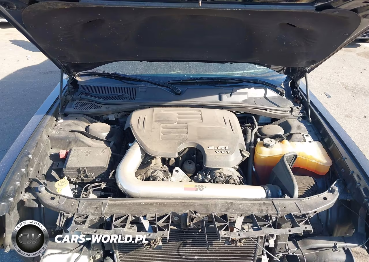 2019 Dodge Challenger Sxt VIN:2C3CDZAG8KH677625 - 10