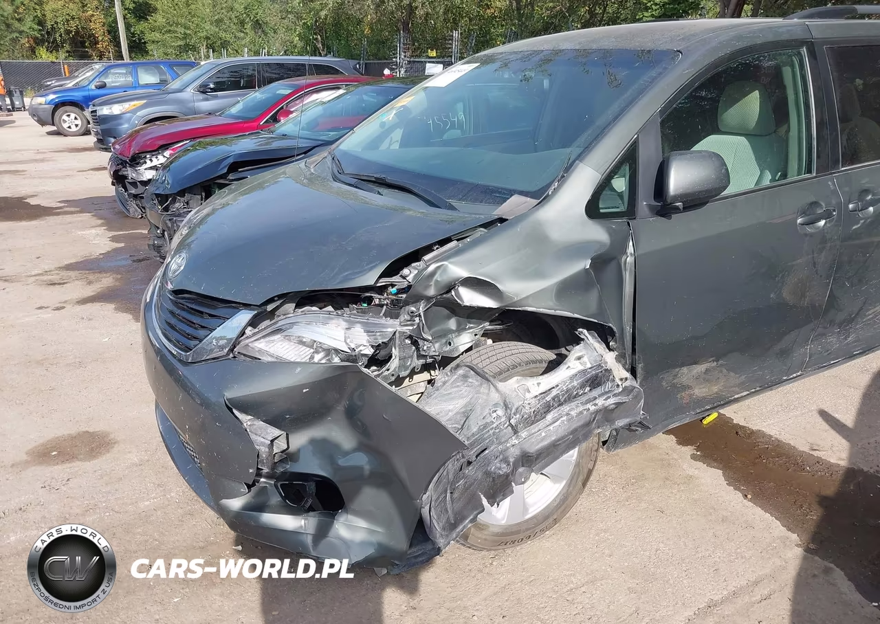 2011 Toyota Sienna Le V6 VIN:5TDKK3DC1BS008729 - 6