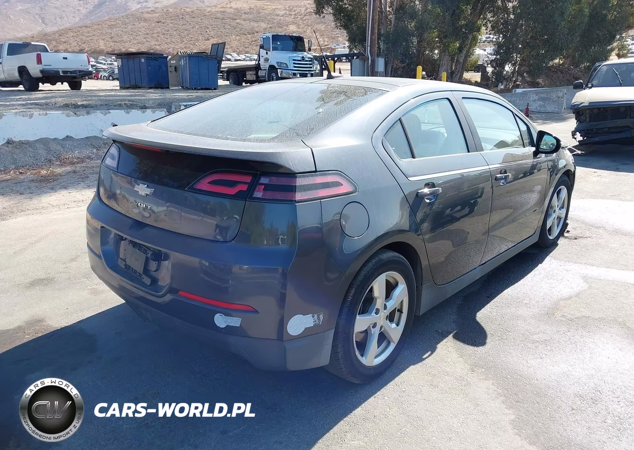 2013 Chevrolet Volt VIN:1G1RE6E42DU114046 - 4