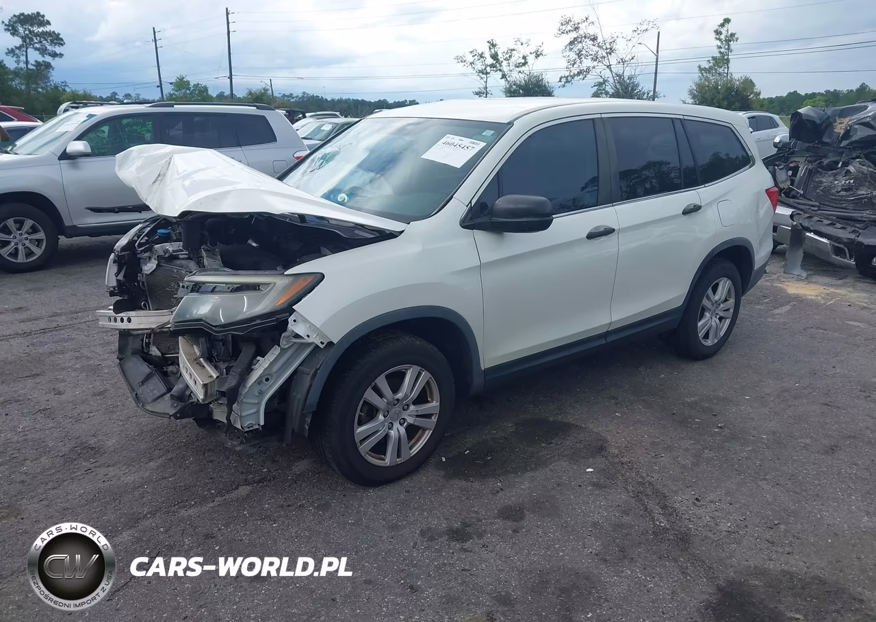 2018 Honda Pilot Lx VIN:5FNYF5H10JB028976 - 2