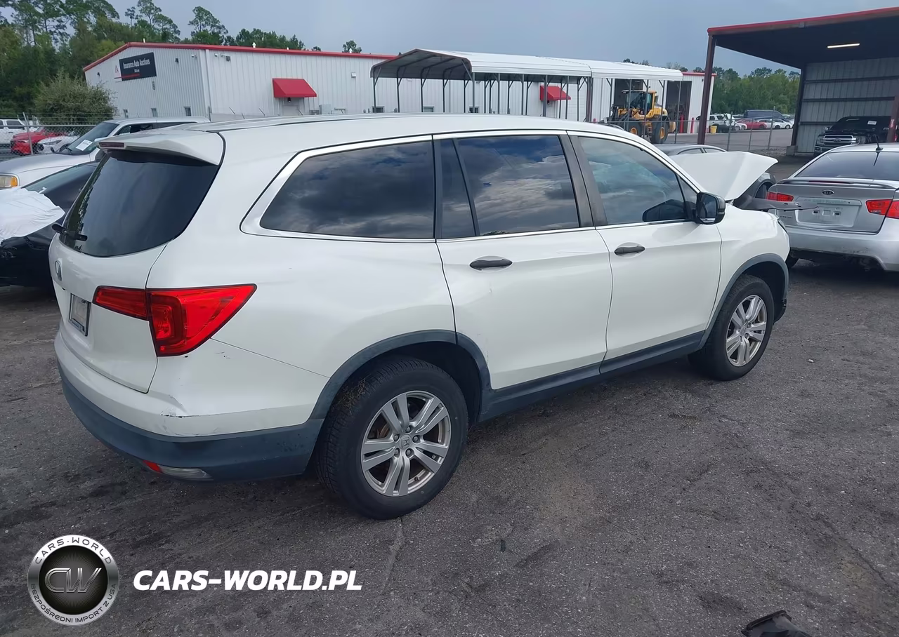 2018 Honda Pilot Lx VIN:5FNYF5H10JB028976 - 4