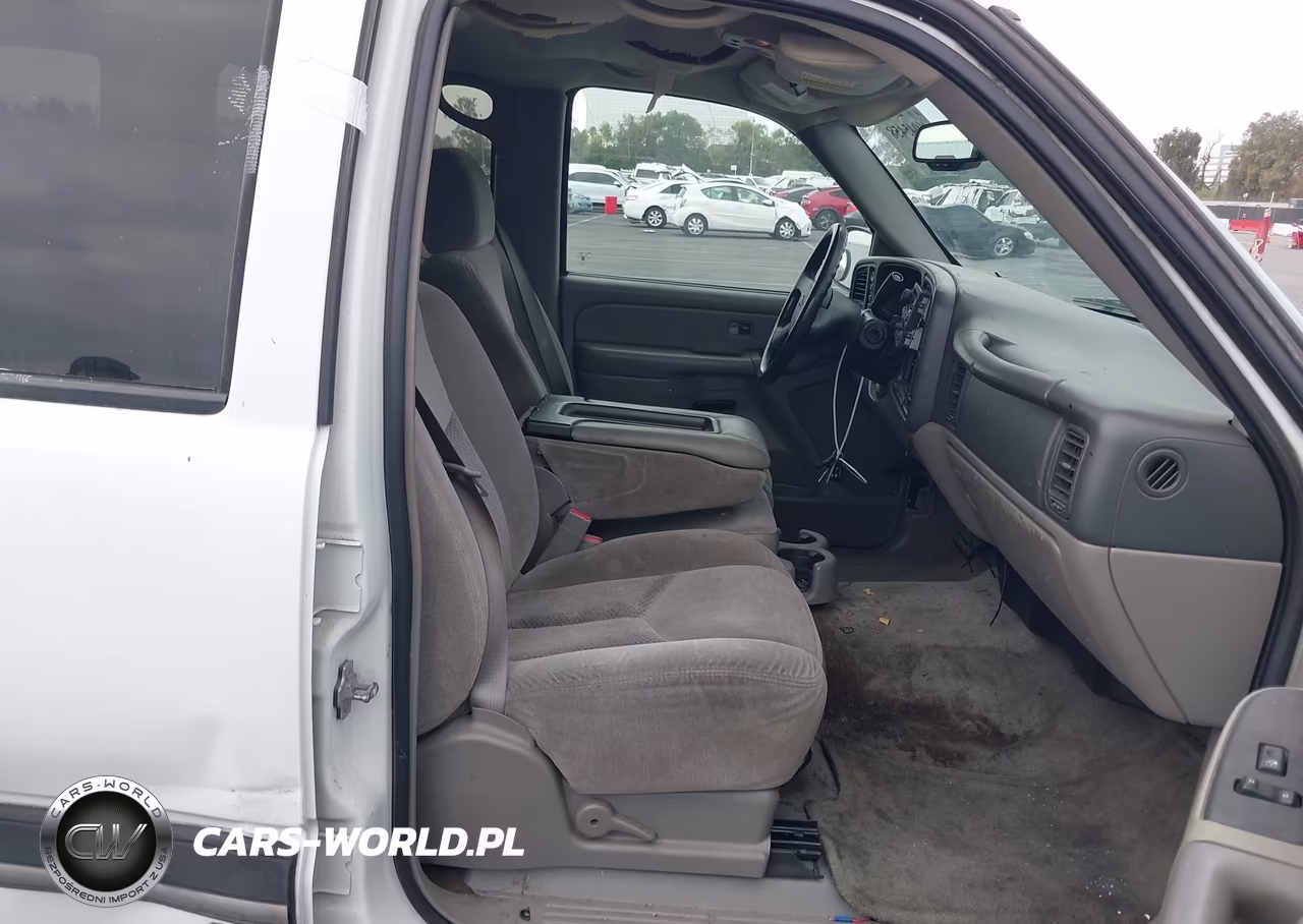 2004 Chevrolet Suburban 1500 Ls VIN:3GNFK16T94G330353 - 5