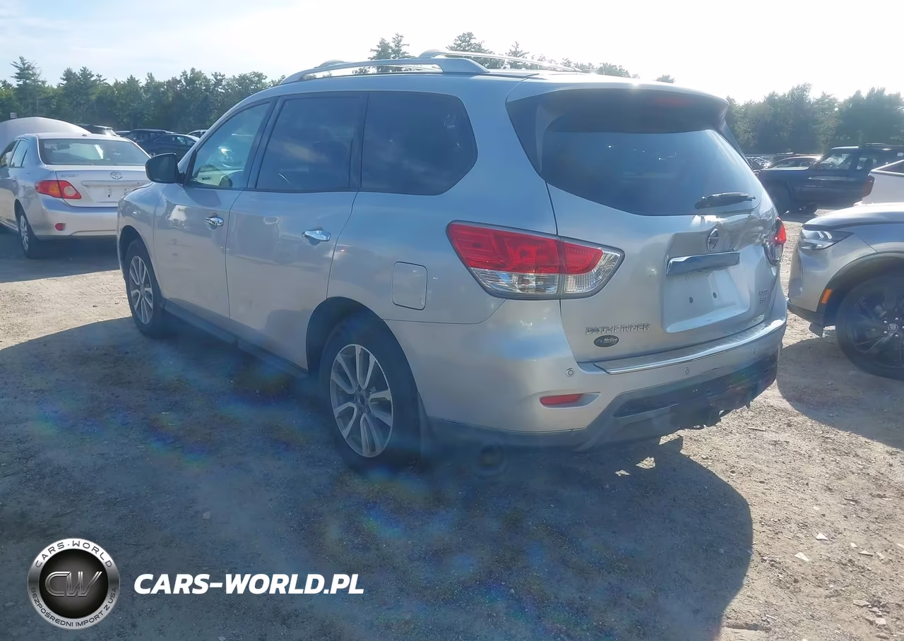 2015 Nissan Pathfinder Sv VIN:5N1AR2MM3FC675945 - 3