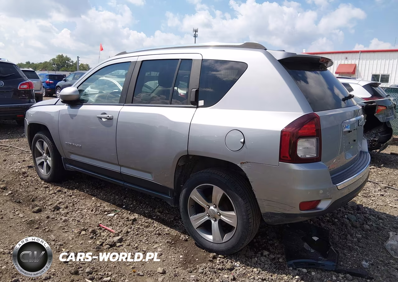 2016 Jeep Compass High Altitude Edition VIN:1C4NJCEA9GD806590 - 3