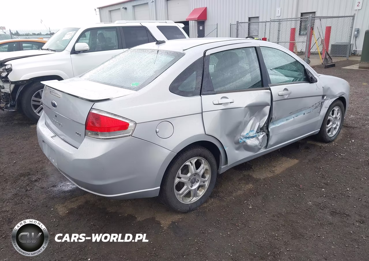 2008 Ford Focus Se-Ses VIN:1FAHP35N08W175822 - 4