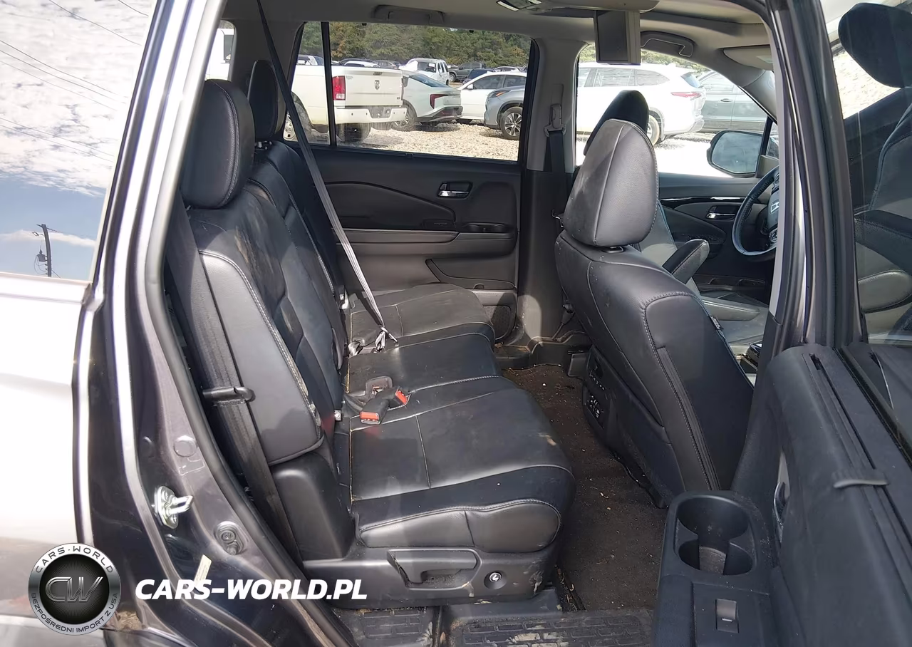 2016 Honda Pilot Touring VIN:5FNYF5H93GB017954 - 8
