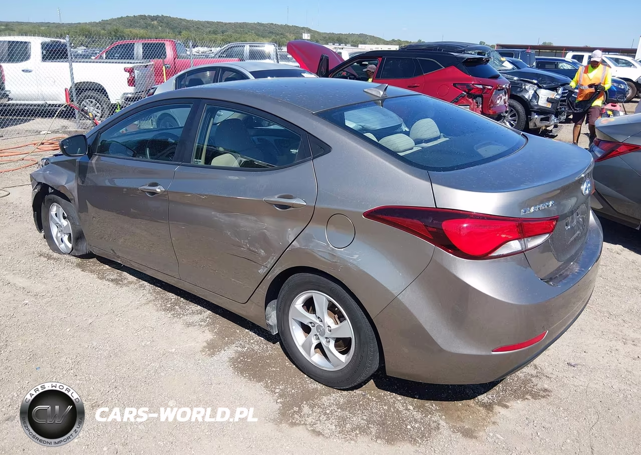 2014 Hyundai Elantra Se VIN:5NPDH4AE8EH482190 - 3