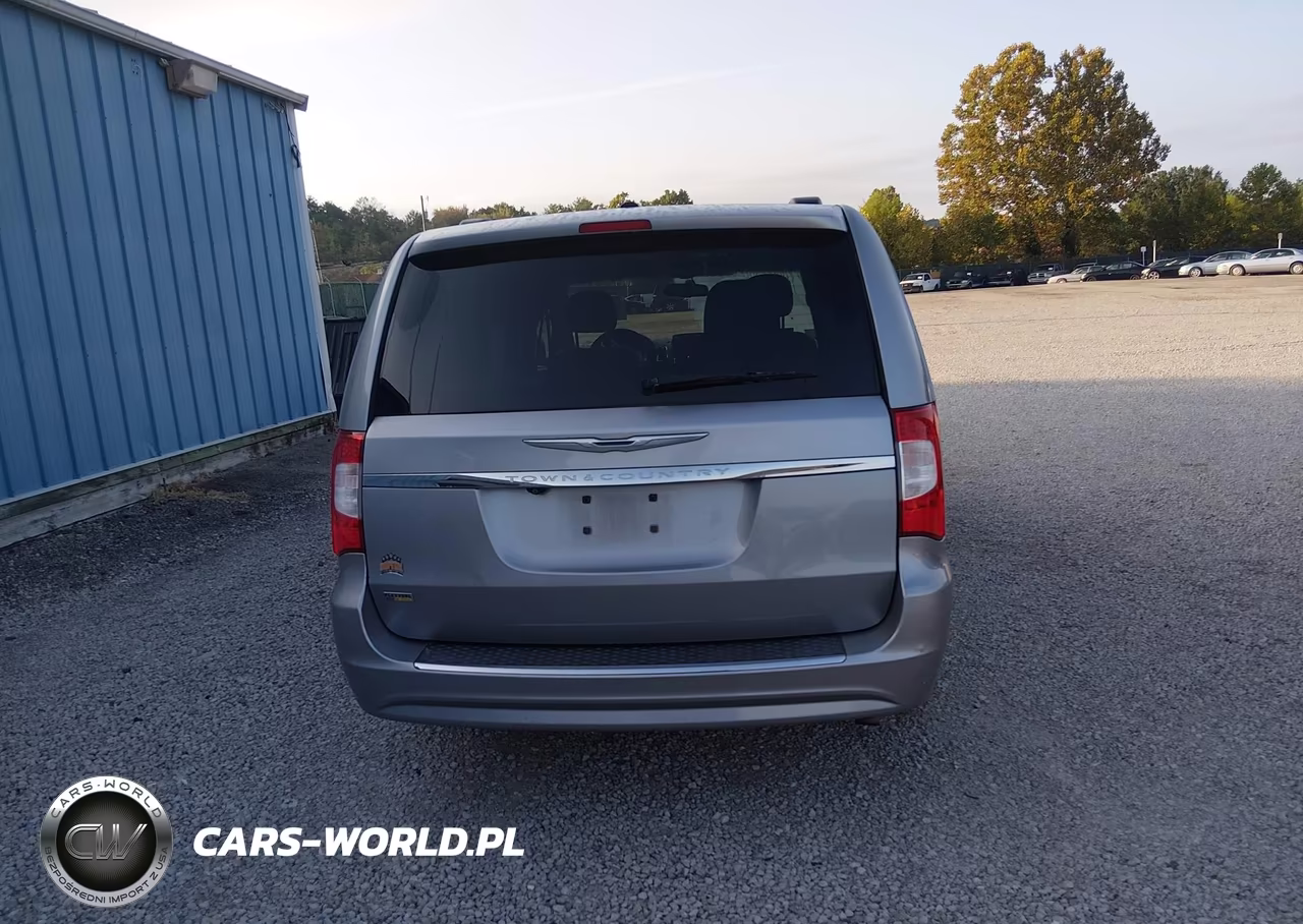2016 Chrysler Town & Country Touring VIN:2C4RC1BG5GR288273 - 16