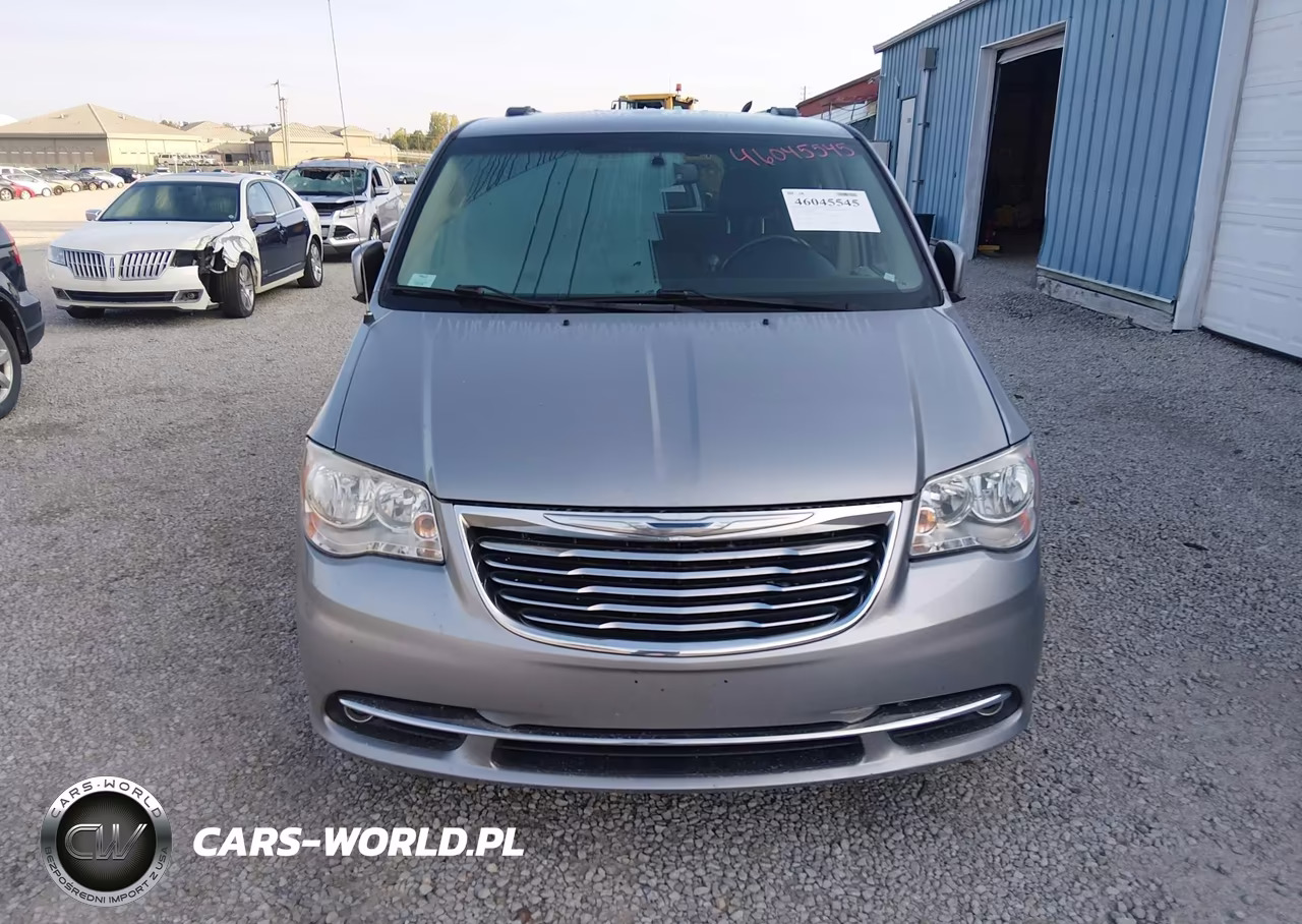 2016 Chrysler Town & Country Touring VIN:2C4RC1BG5GR288273 - 6
