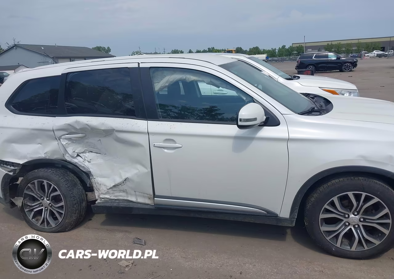 2016 Mitsubishi Outlander Se VIN:JA4AZ3A31GZ025266 - 14