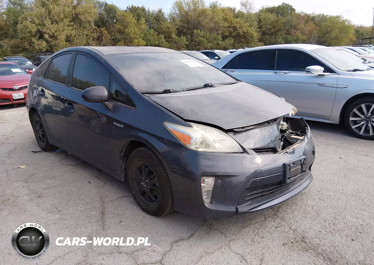 2013 Toyota Prius Two