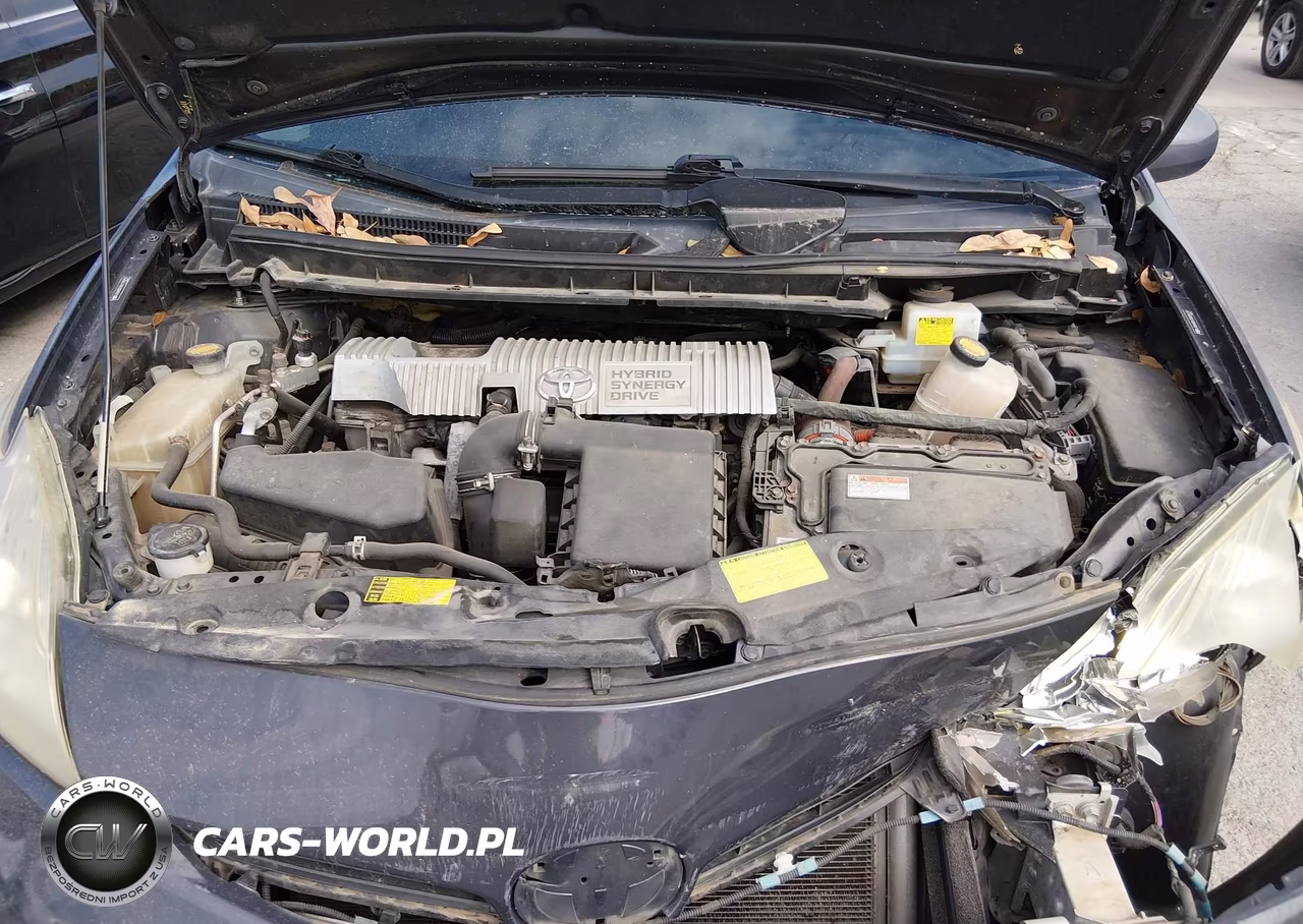 2013 Toyota Prius Two VIN:JTDKN3DU7D5697927 - 10