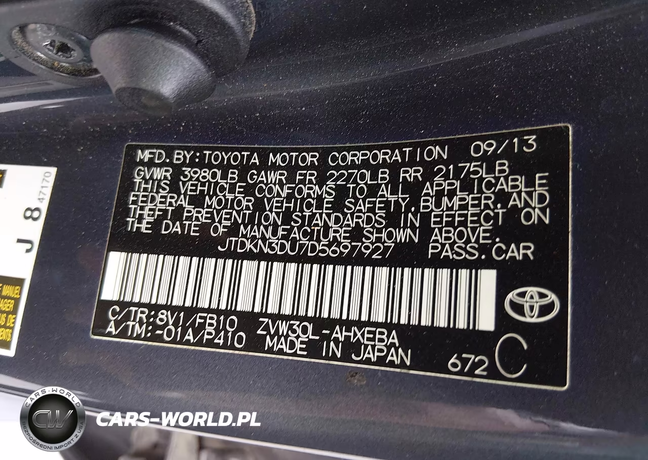 2013 Toyota Prius Two VIN:JTDKN3DU7D5697927 - 9