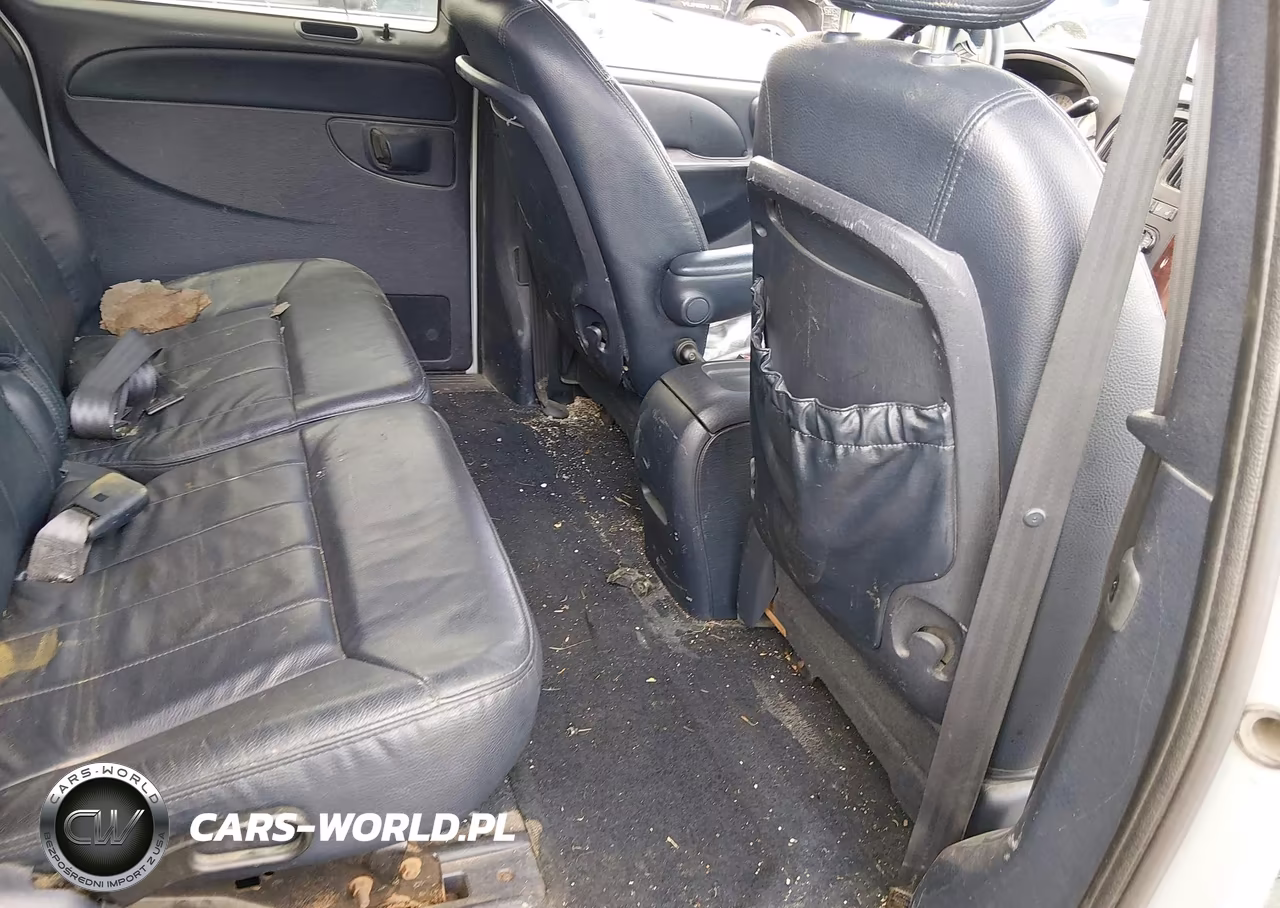 2002 Chrysler Town & Country Lxi VIN:2C4GT54L92R589582 - 8