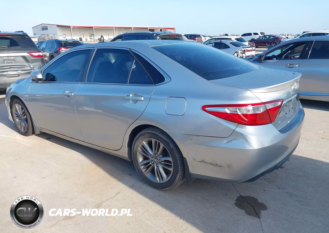 2017 Toyota Camry Se VIN:4T1BF1FK3HU401435 - 3