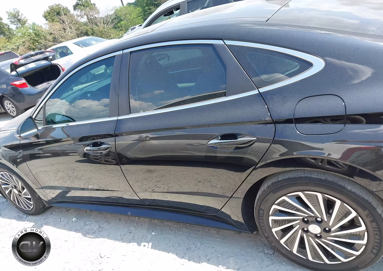 2023 Hyundai Sonata Hybrid Limited VIN:KMHL54JJ5PA081252 - 14