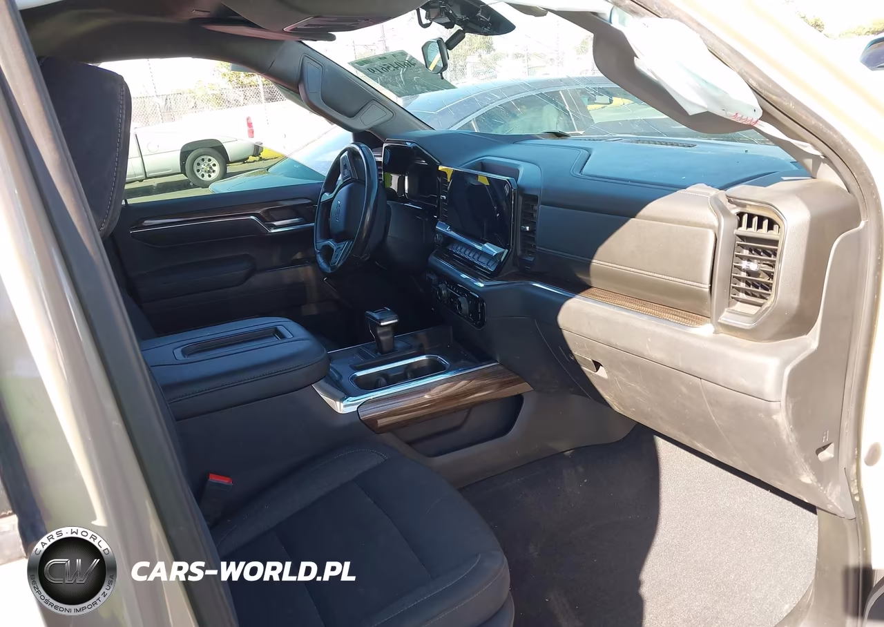 2022 Chevrolet Silverado 1500 VIN:3GCUDFED6NG677089 - 5