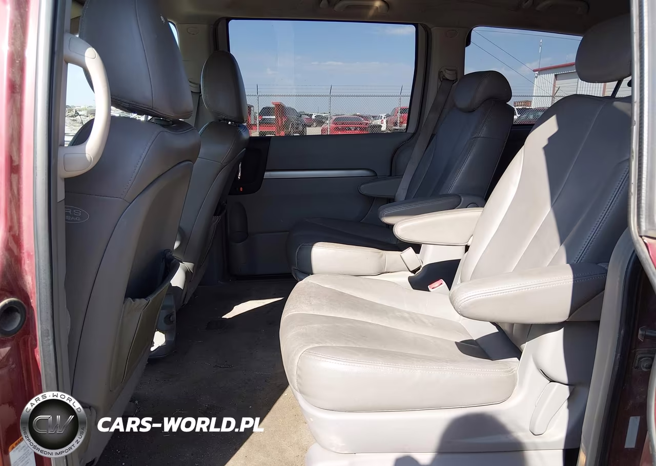 2007 Hyundai Entourage Gls-Limited-Se VIN:KNDMC233176013289 - 8
