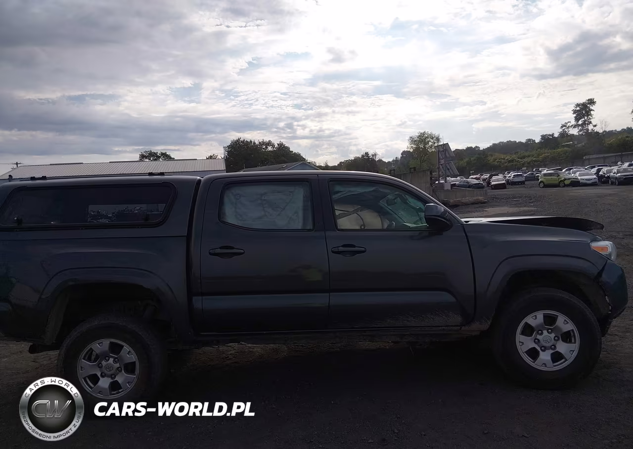 2017 Toyota Tacoma Sr V6 VIN:3TMCZ5AN2HM090335 - 13