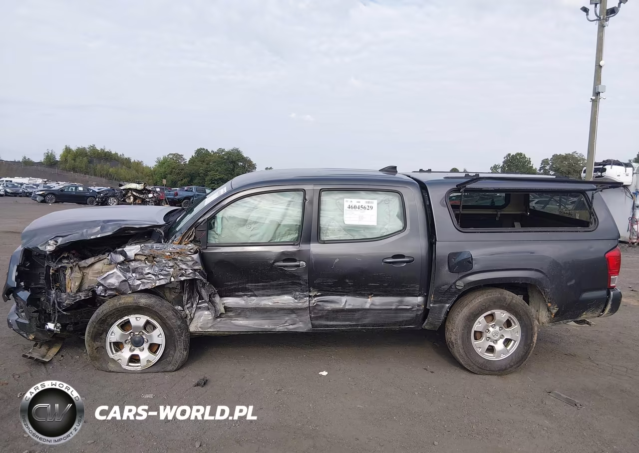 2017 Toyota Tacoma Sr V6 VIN:3TMCZ5AN2HM090335 - 14