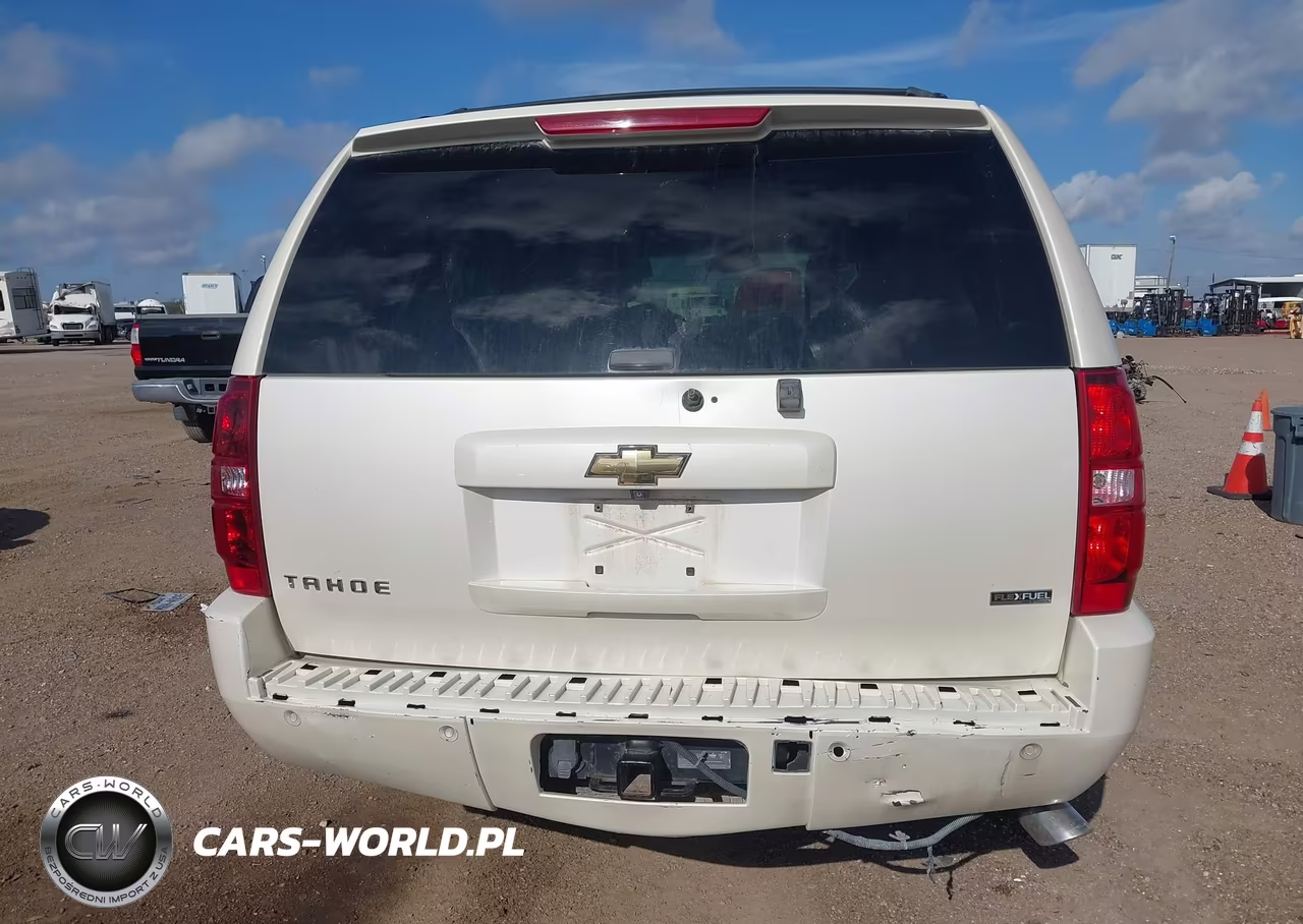2014 Chevrolet Tahoe Ltz VIN:1GNSCCE08ER126174 - 16