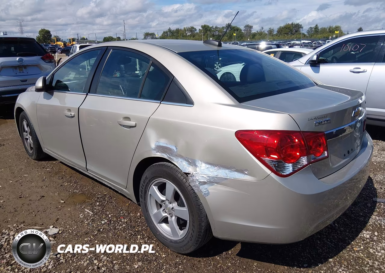 2016 Chevrolet Cruze Limited 1Lt Auto VIN:1G1PE5SB7G7212447 - 3