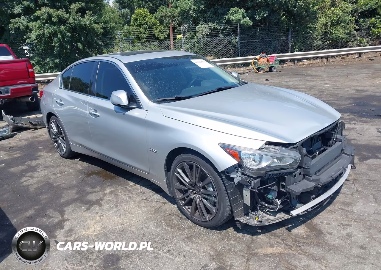 2016 Infiniti Q50 3.0T Red Sport 400 – zdjęcie 1 z 17