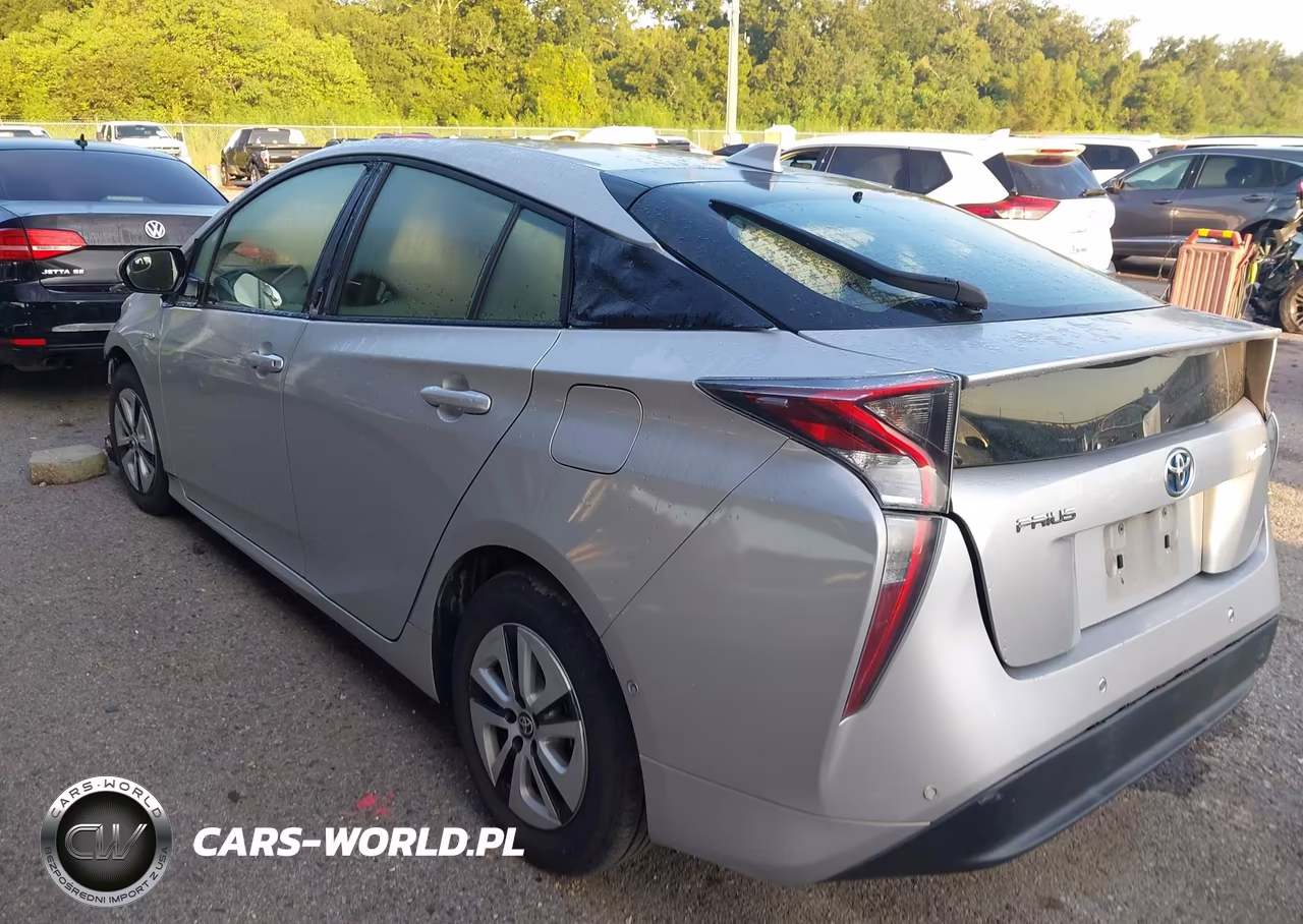 2017 Toyota Prius Two VIN:JTDKBRFU8H3565673 - 3