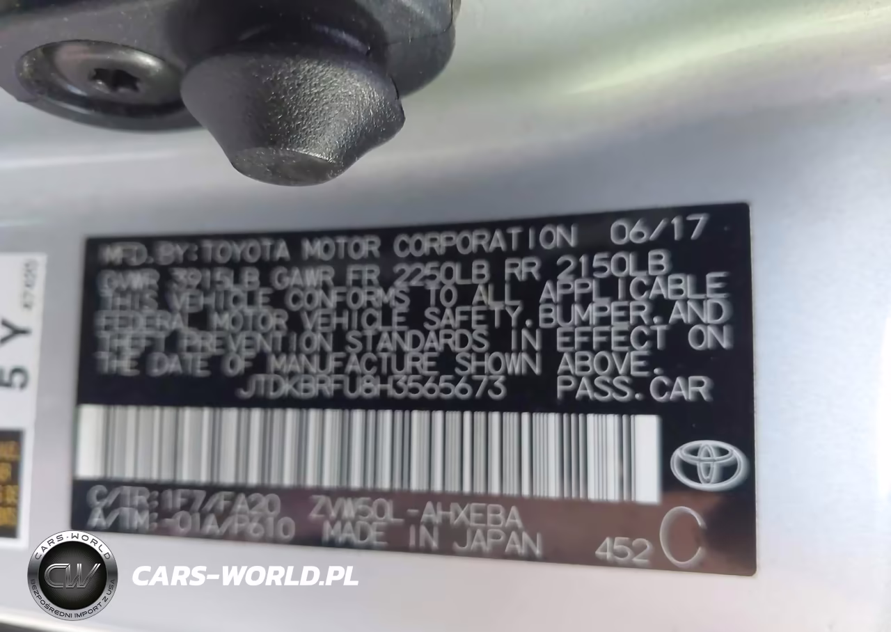 2017 Toyota Prius Two VIN:JTDKBRFU8H3565673 - 9