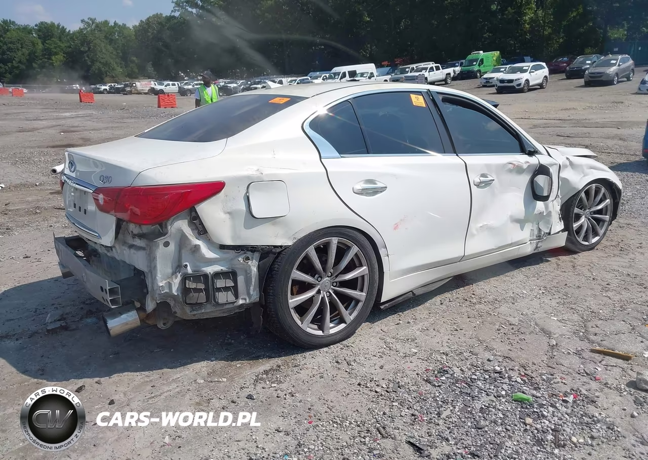 2015 Infiniti Q50 VIN:JN1BV7AP1FM352037 - 4