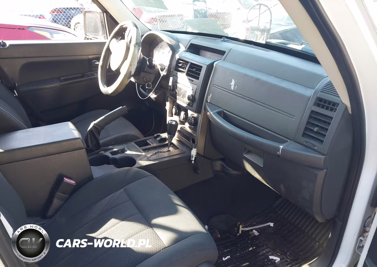 2012 Jeep Liberty Sport VIN:1C4PJMAK6CW208629 - 5