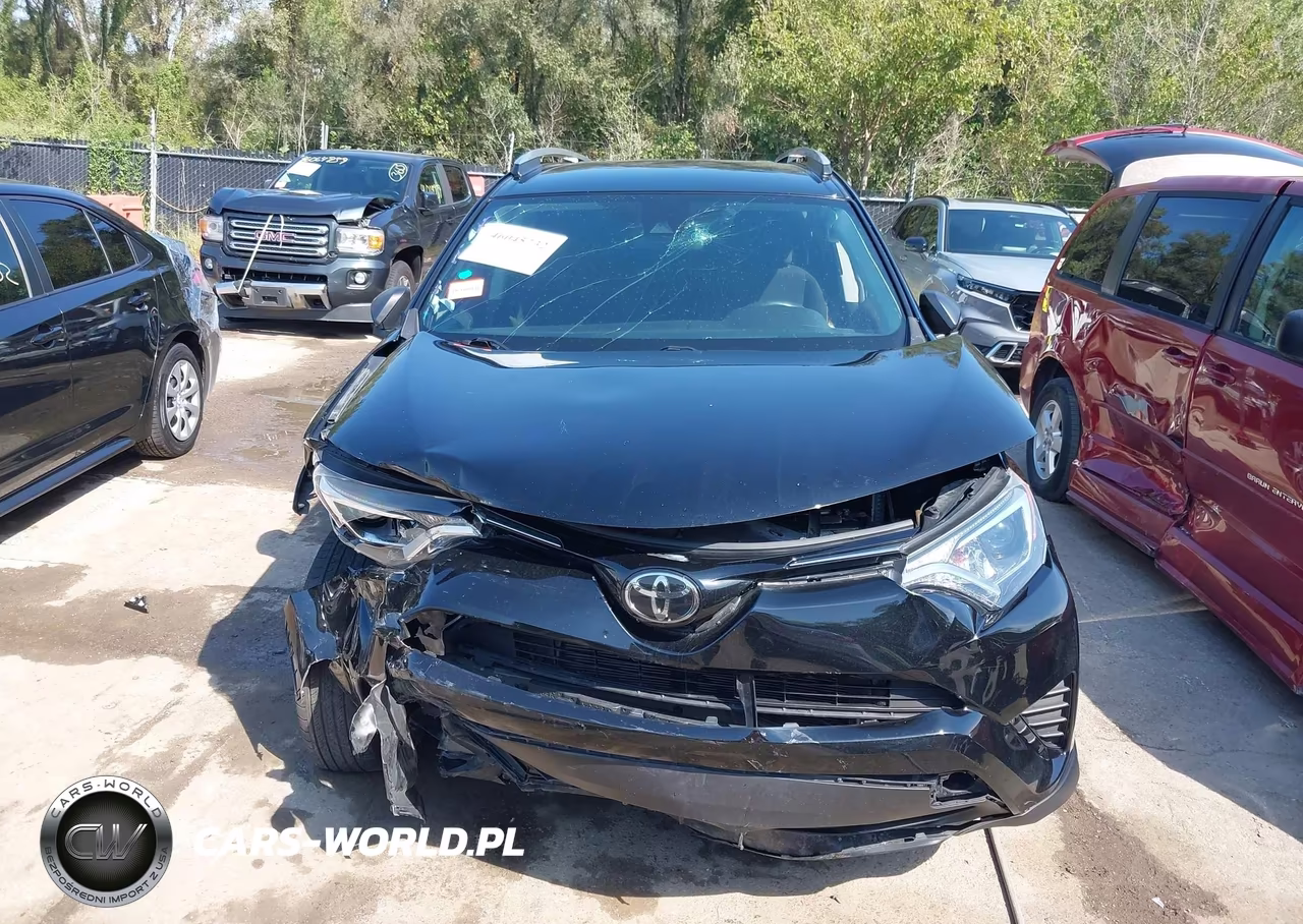 2018 Toyota Rav4 Le VIN:2T3BFREV3JW762770 - 12