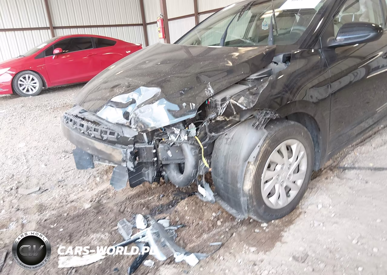 2018 Hyundai Elantra Se VIN:5NPD74LF3JH236604 - 6