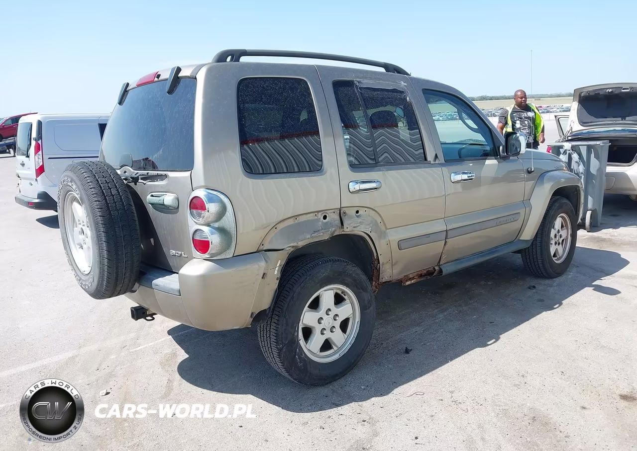 2007 Jeep Liberty Sport VIN:1J4GL48KX7W701682 - 4