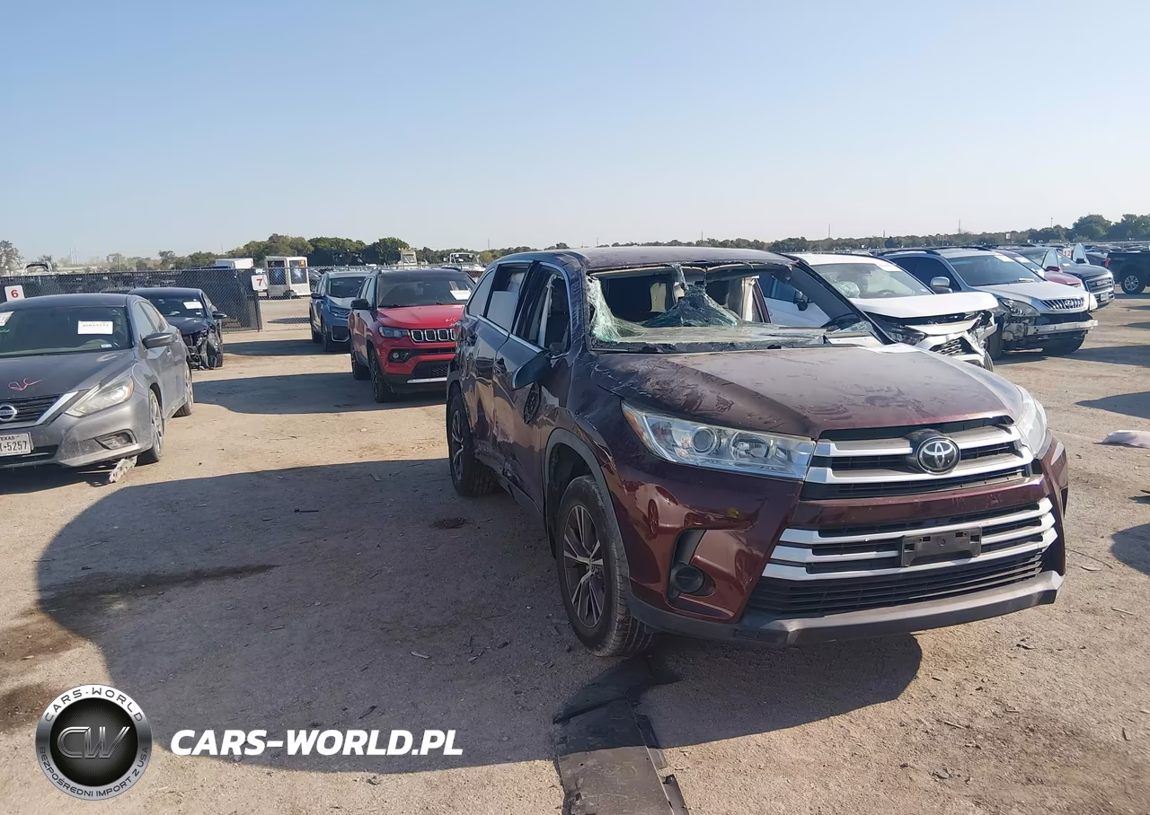2019 Toyota Highlander Le