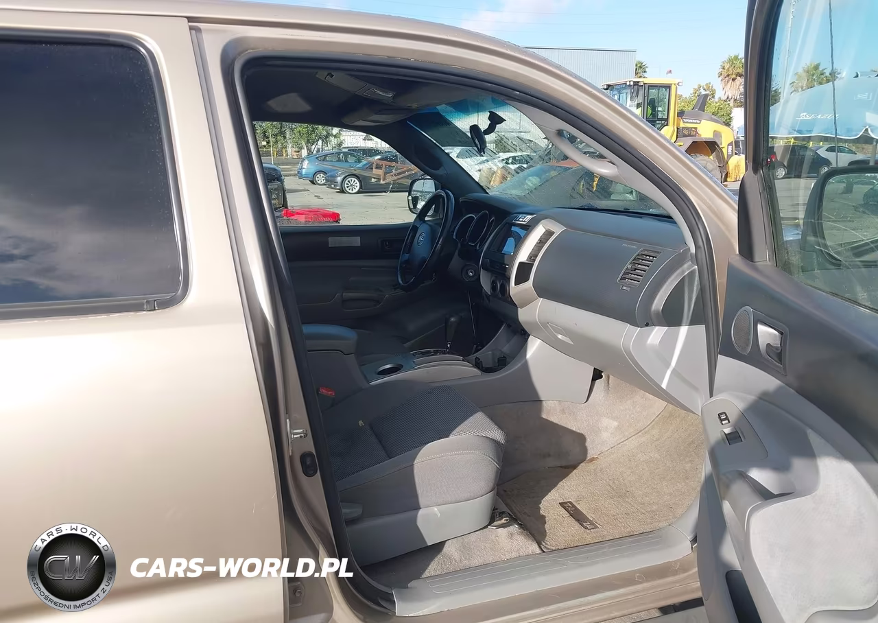 2005 Toyota Tacoma Prerunner V6 VIN:5TEJU62N95Z011946 - 5