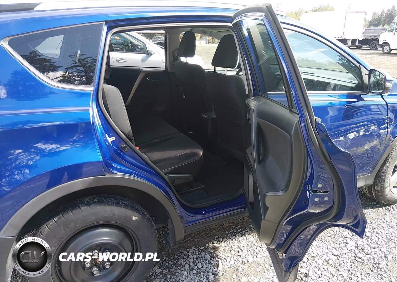 2015 Toyota Rav4 Xle VIN:2T3RFREV2FW254523 - 8