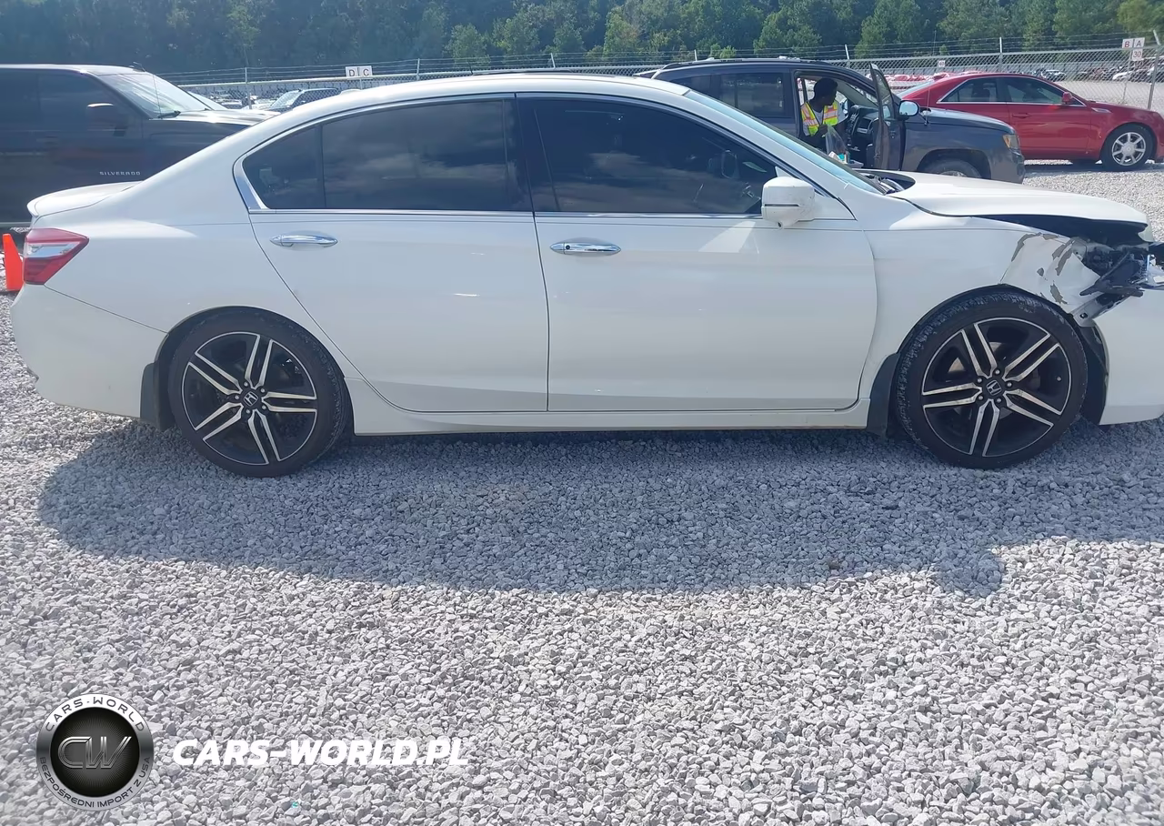 2017 Honda Accord Touring V6 VIN:1HGCR3F94HA003002 - 13