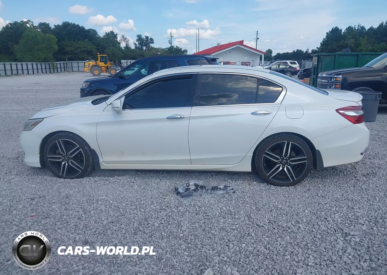 2017 Honda Accord Touring V6 VIN:1HGCR3F94HA003002 - 14