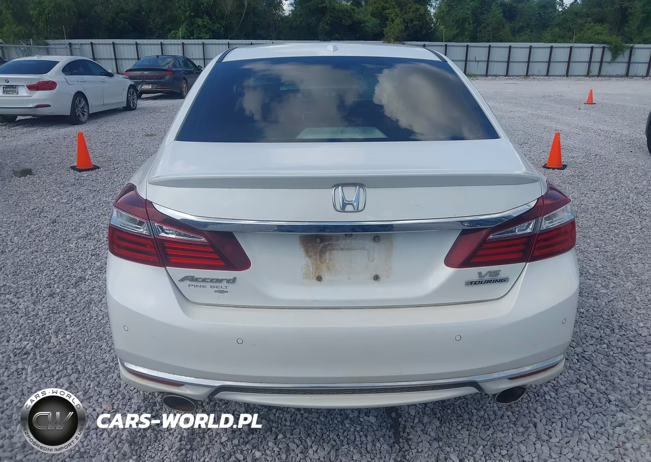 2017 Honda Accord Touring V6 VIN:1HGCR3F94HA003002 - 16