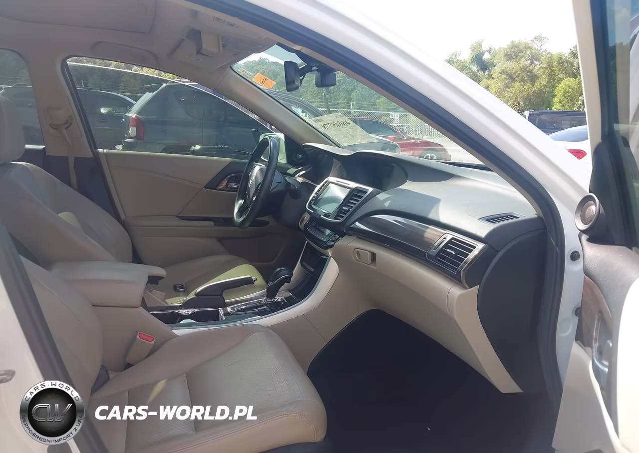 2017 Honda Accord Touring V6 VIN:1HGCR3F94HA003002 - 5