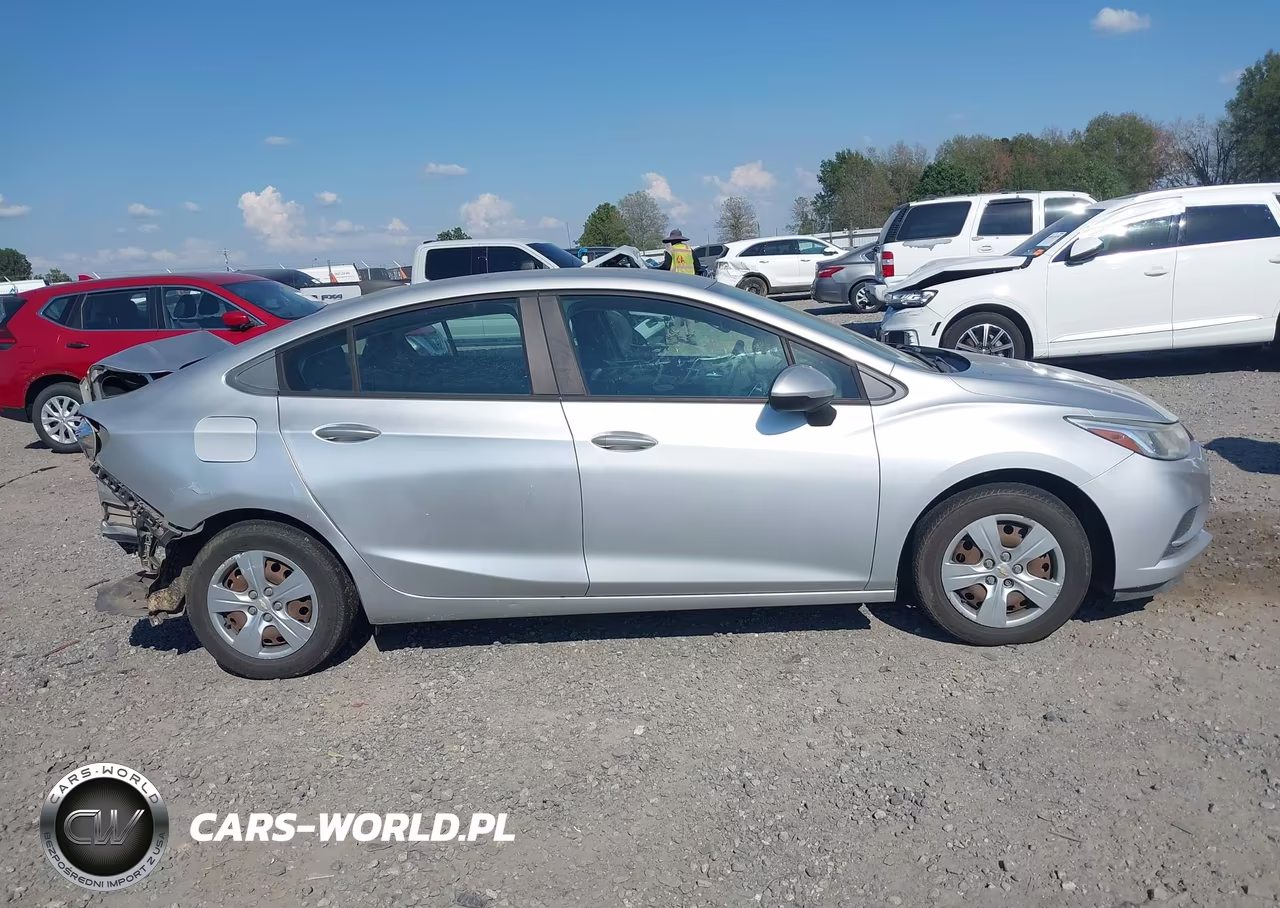 2016 Chevrolet Cruze Ls Auto VIN:1G1BC5SM5G7263317 - 14