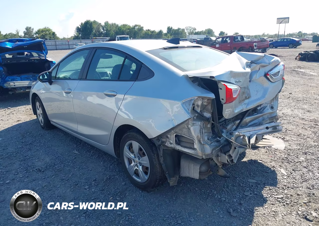 2016 Chevrolet Cruze Ls Auto VIN:1G1BC5SM5G7263317 - 3