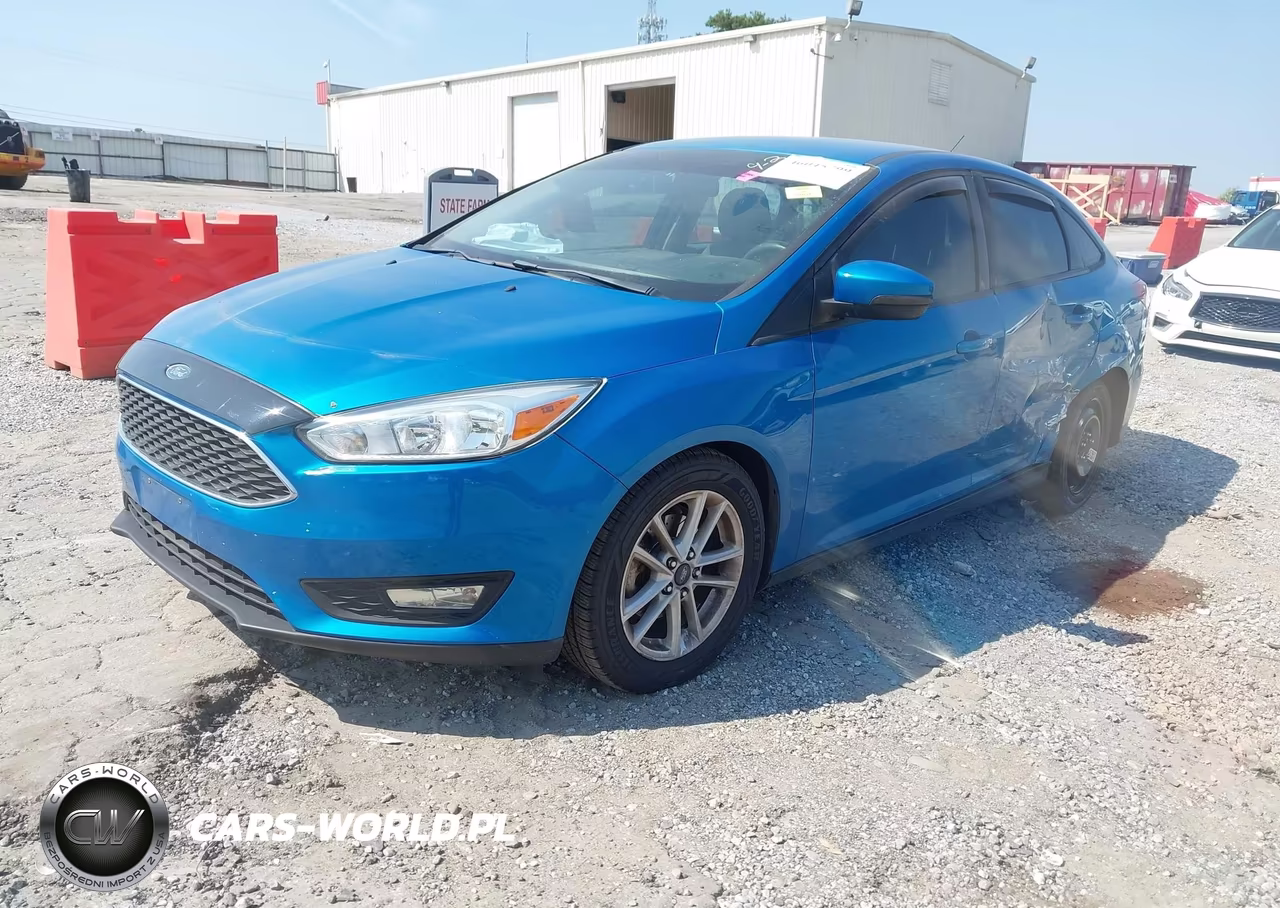 2015 Ford Focus Se VIN:1FADP3F27FL227240 - 2