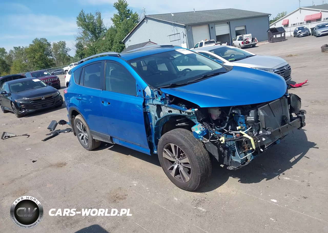 2018 Toyota Rav4 Xle VIN:JTMRFREVXJD254758 - 1